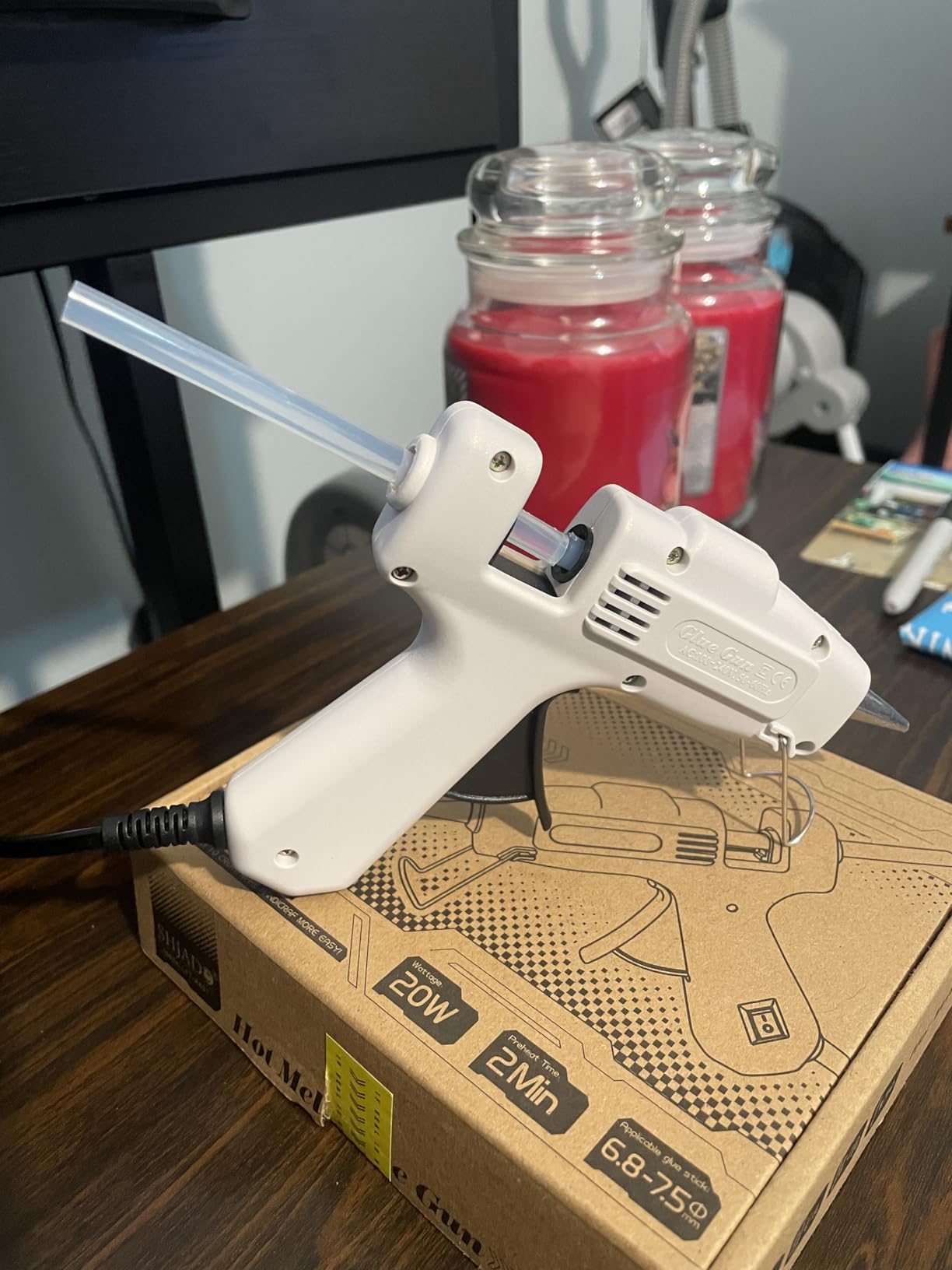 SHJADE Hot Glue Gun with 30 Glue Sticks, 20W Mini Hot Melt Gun Kit(White) customer photo 2