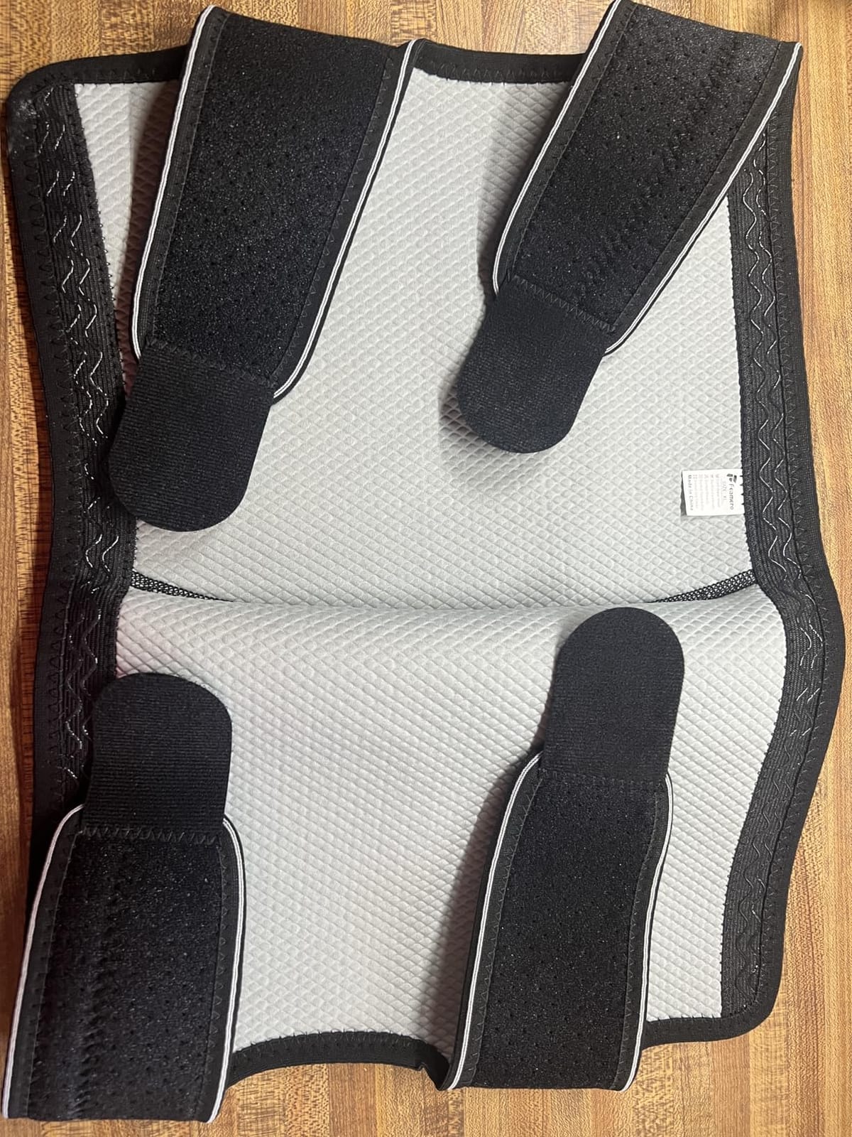 Plus Size Calf Compression Wrap For Severely Swollen Calves With Lymphedema, Big Calf Brace Increases Circulation & Reduces Muscle Swelling for Women and Men (Short, XL) customer photo 1