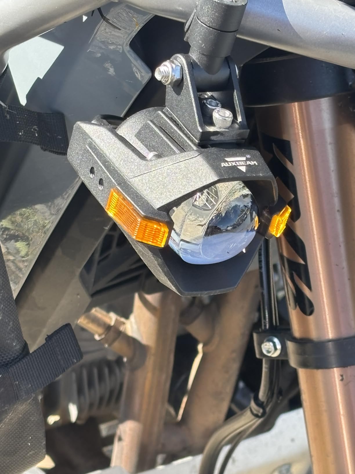 Auxbeam MT8 Series Motorcycle Fog Lights Auxiliary Lights Driving Lights | 3 Inch, 8+1 Light Modes, Start-up DRL, White & Amber Dual-Color Beam, IP67 Waterproof, for Motorcycle ATV UTV Pickup Truck customer photo 2