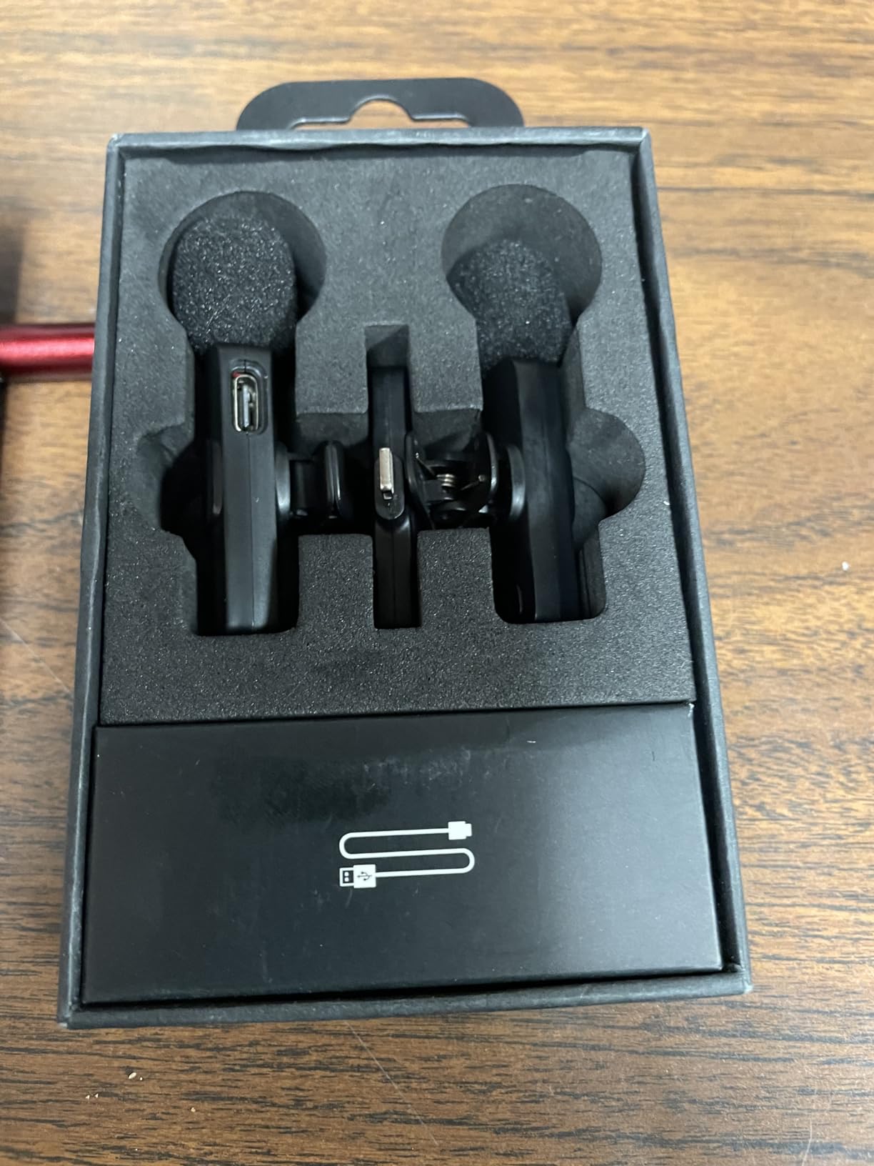 PQRQP 3 in 1 Professional Wireless Lavalier Microphone for iPhone/Android/Camera, Wireless Microphones, Mini Microphone, Crystal Clear Sound Quality for Recording, Live Streaming, Clips-Elegant Black customer photo 2