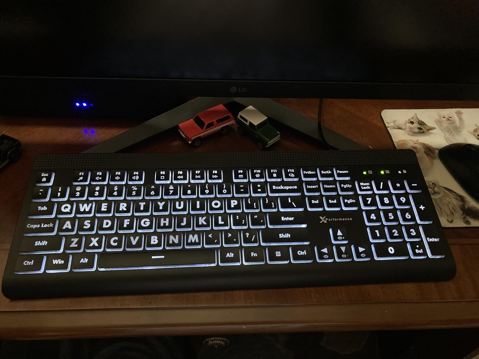 X9 Large Print Backlit Computer Keyboard - Easy to See Big Letters - Lighted USB Wired Keyboard with 7-Colors Backlight LED, Full Size Oversized Light Up Keyboard for Windows, PC, Laptop, Desktop customer photo 2