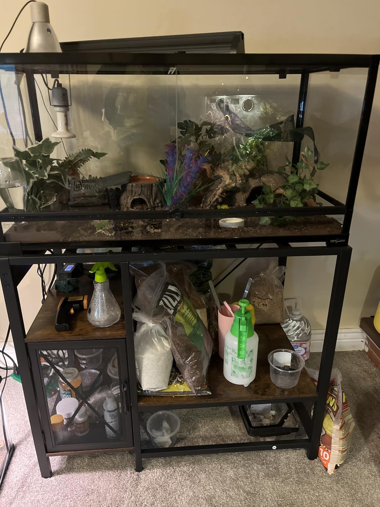 MAHANCRIS 20-37 Gallon Fish Tank Stand, Aquarium Stand with Power Outlet and Storage Cabinet, Heavy Duty Tank Stand Suitable for Turtle Tank, Reptile Terrarium, for Home Office, Rustic Brown FTHR40E01 customer photo 1
