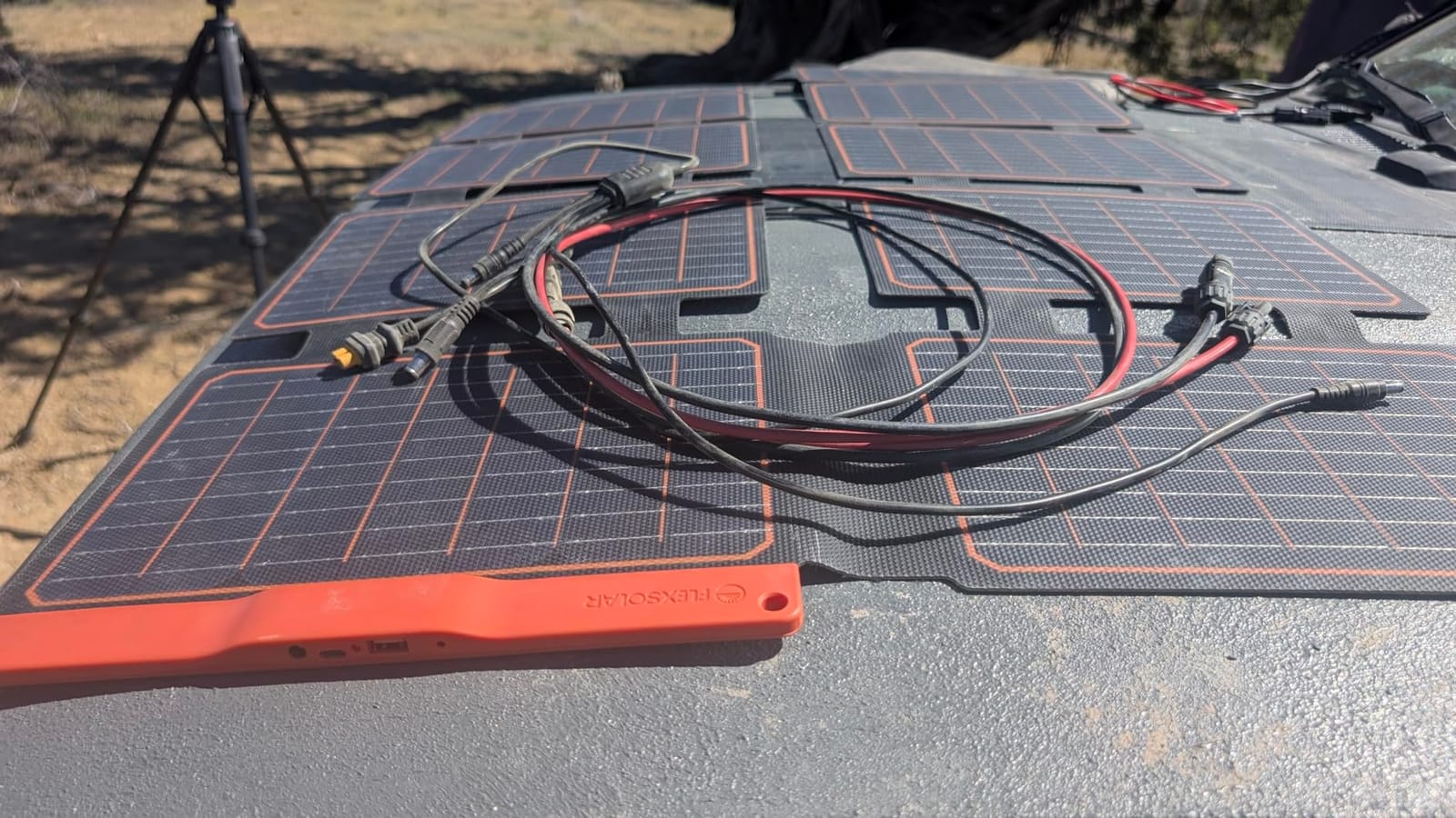 FlexSolar 100W Foldable Portable Solar Panel Charger IP67 Waterproof customer photo 1