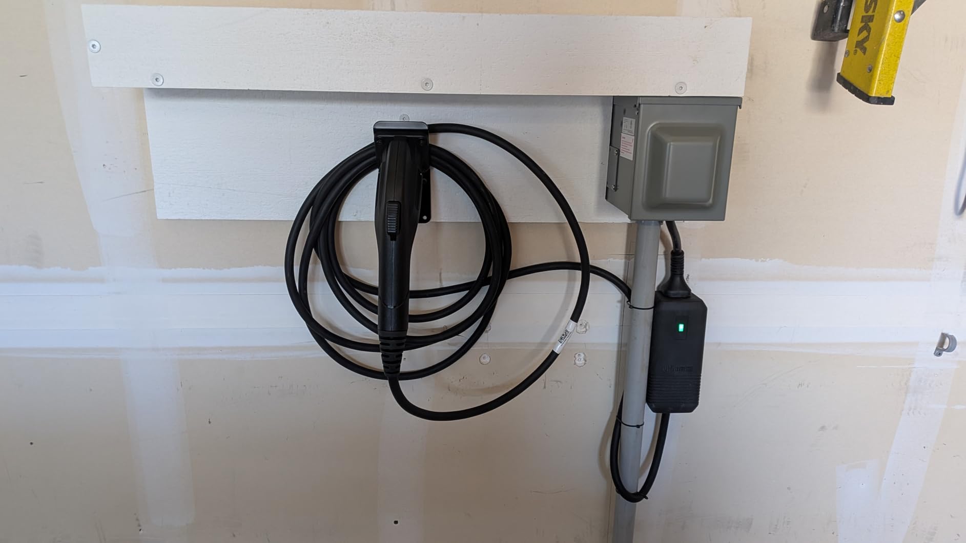 EV Charger Holder SAE J1772 Charging Cable Organizer | Heavy Duty Wall Mount Bracket with Cable Organizer, Universal J1772 Plug Holder for Electric Vehicle Charging Stations customer photo 2