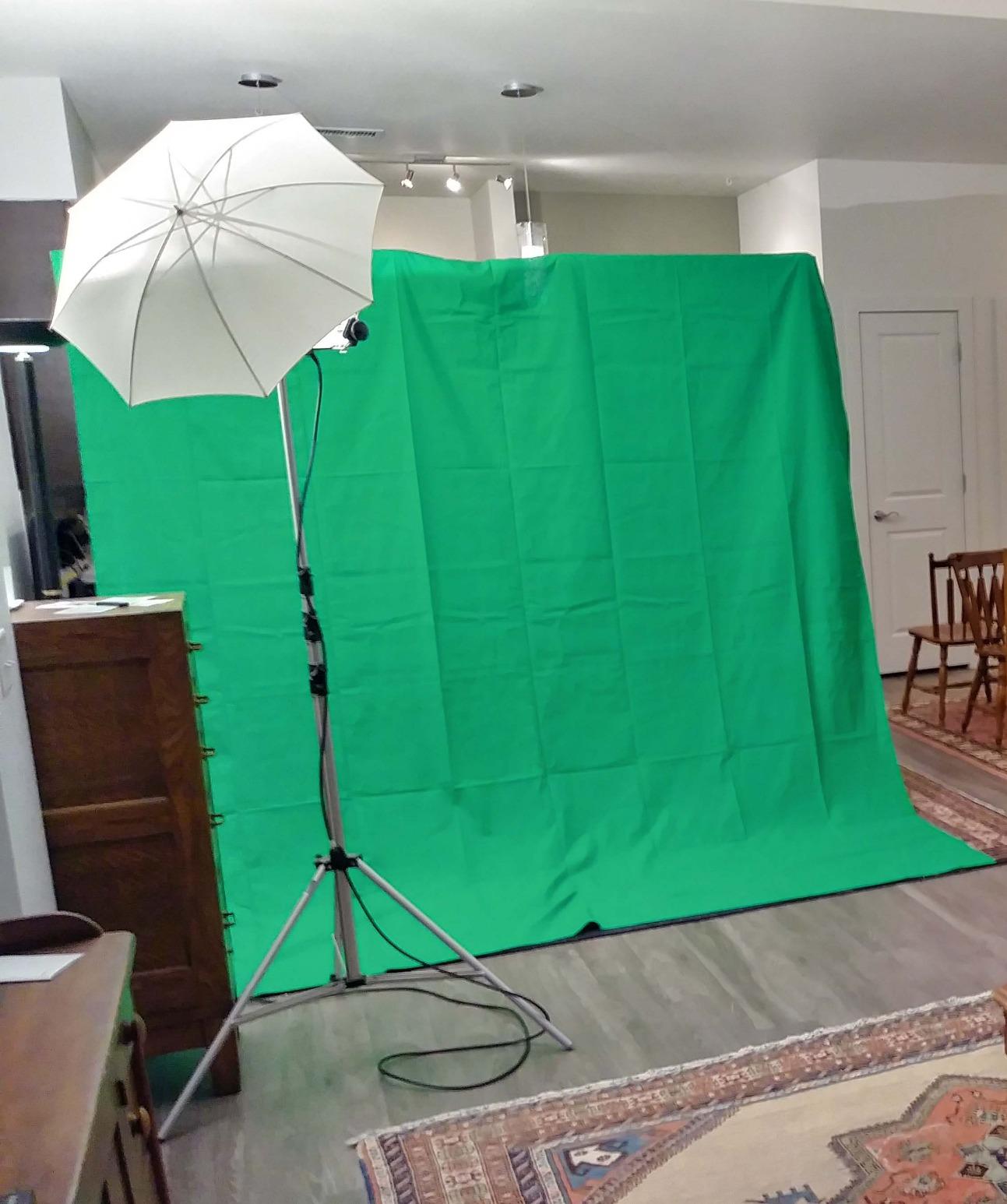 Emart 5x6.5ft Green Screen Backdrop Kit with T-Shape Stand and 6 Clamps customer photo 2
