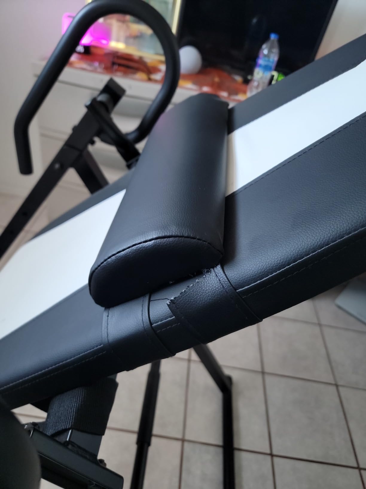 Dripex Heavy Duty Gravity Inversion Table 300 lbs Capacity customer photo 2