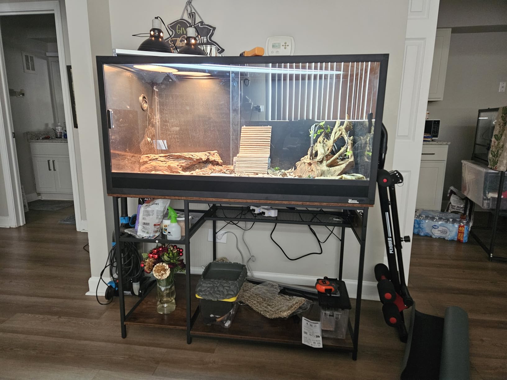 Reptile Tank Stand with Power Outlets，48
