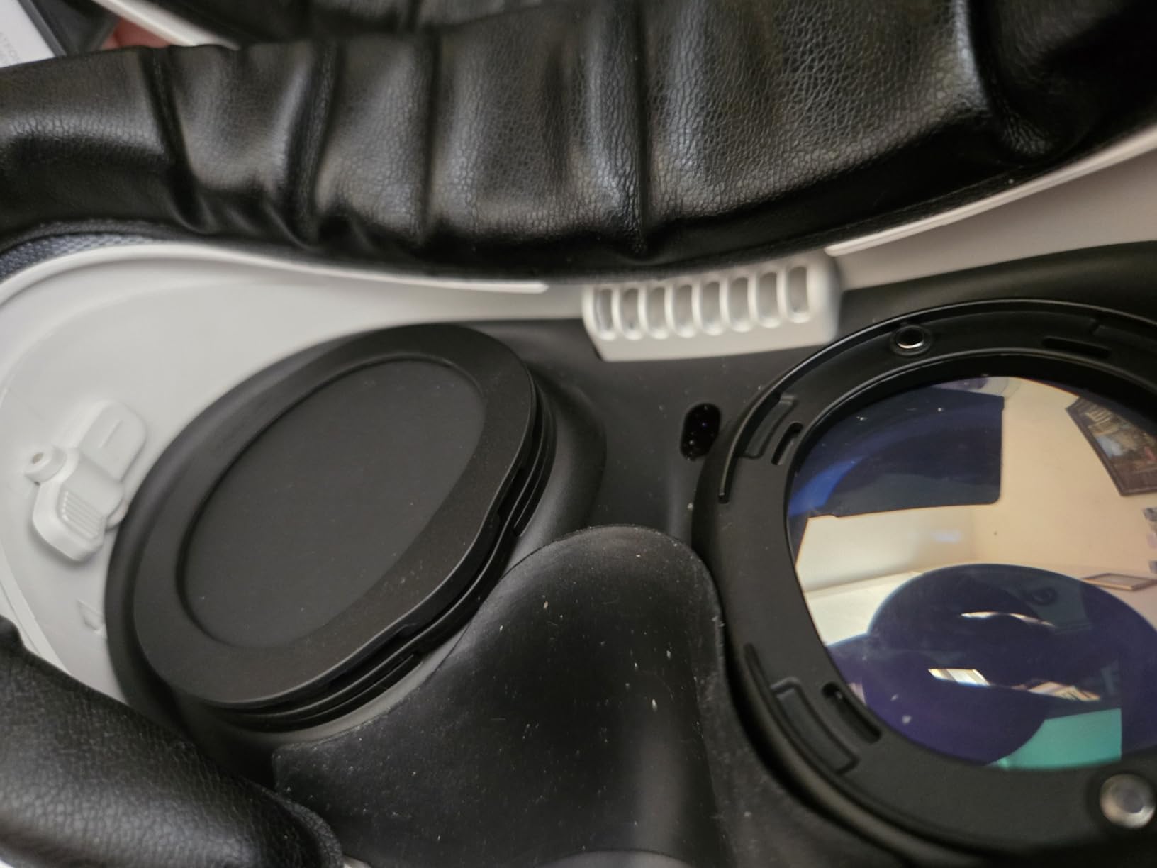 Blue Light Blocking Glasses for Meta Quest 3 with Anti Fog Wipe, Lens Protector Kit for Oculus Quest 3, VR Glasses Spacer Accessories Anti-Scratch Ring for Meta Quest 3 (Not for Oculus Quest 3S) customer photo 2