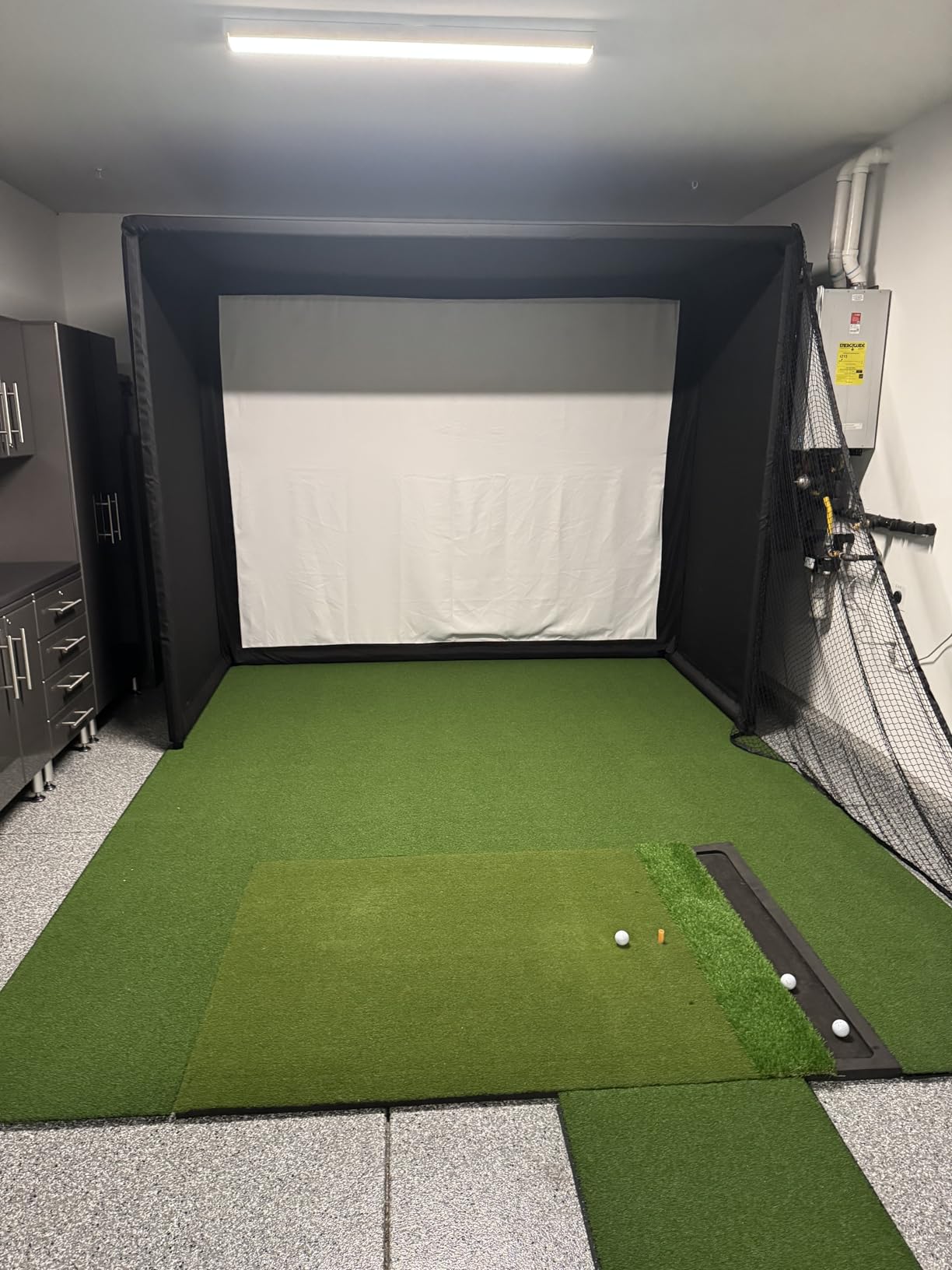 Diandian Golf Simulator Enclosure Kit 10 x 8 ft with 4K-Ready Impact Screen customer photo 1
