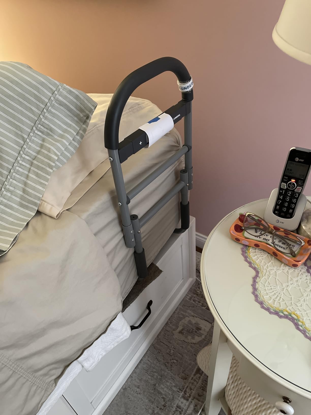 Lunderg Bed Assist Rail for Seniors with Non-Slip Grab Bar customer photo 1