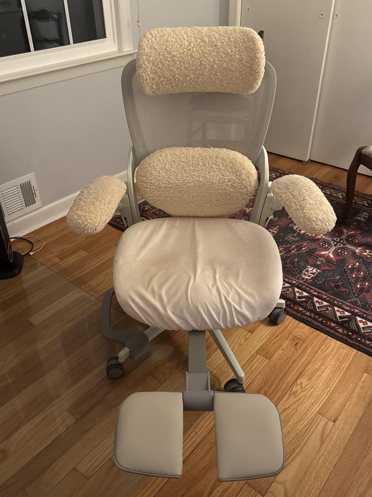 MUSSO E80 Muse Petite Ergonomic Office Chair for Women & Small Frames Black | 3-Level 3D Lumbar Support; 4D Headrest; 90° Flip-Up Arms & Footrest; 135° Recline; Breathable Mesh customer photo 2
