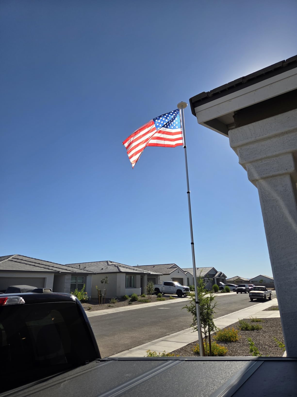 NELXINJO 20ft Telescopic Flag Pole for Outside House, Extra Thick Aluminum customer photo 2