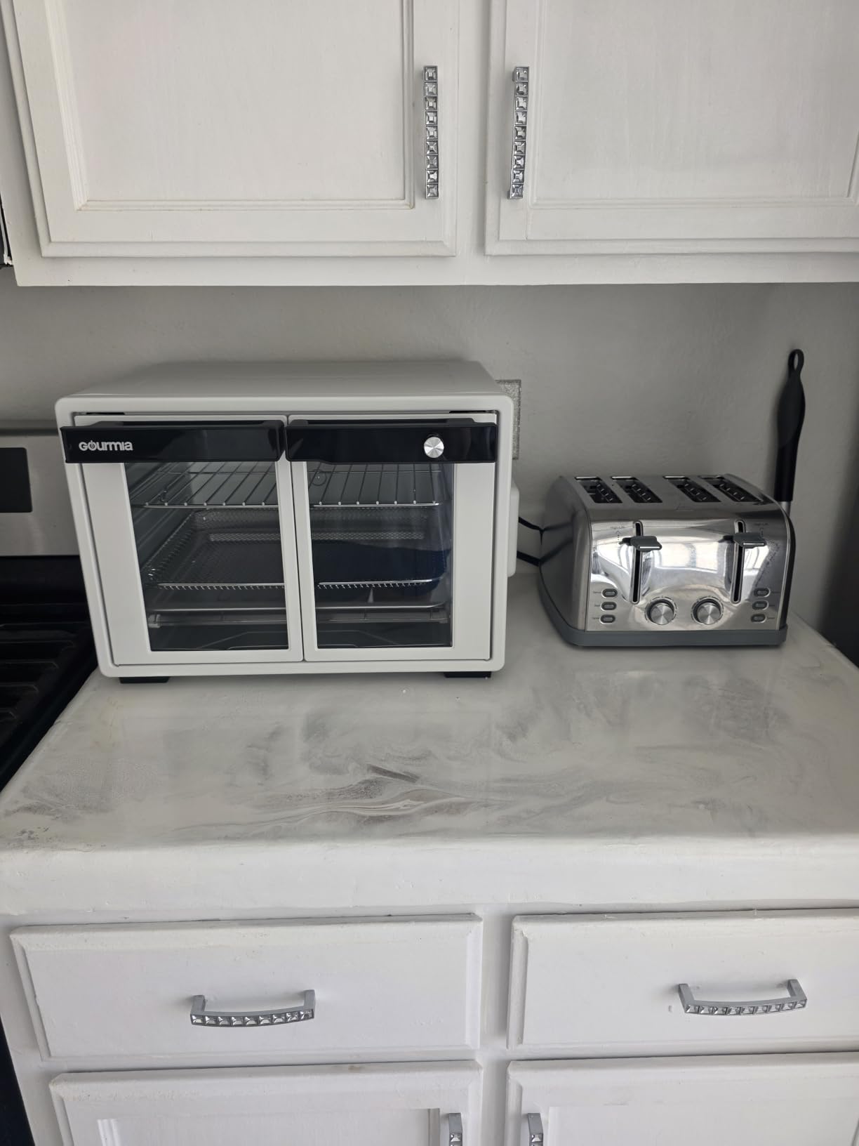 Gourmia French Door Air Fryer Oven - 37 Qt Large Capacity Convection Toaster Oven, FryForce 360°, Digital Display, 12 Cooking Presets, Dehydrate, Fits 13” Pizza, Dishwasher-Safe, Stainless Steel customer photo 1