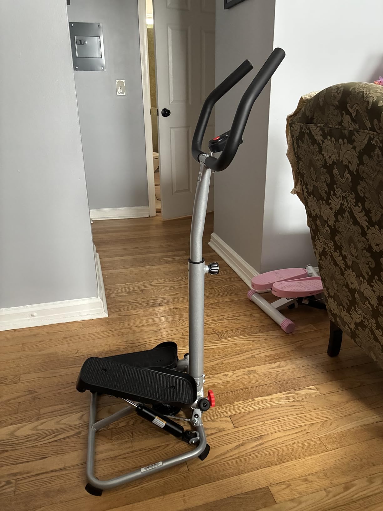 Sunny Health & Fitness Climbing Stair Stepper for Home Gym | SunnyFit App Connection, Long Stride Length, Home Gym Exercise, Compact Foldable, Leg and Glute Training customer photo 2