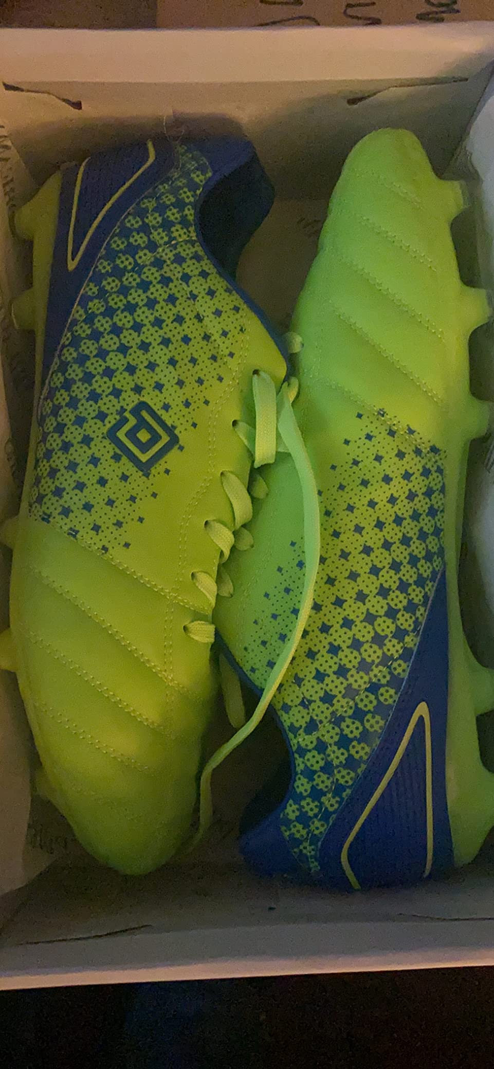 DREAM PAIRS Men's Firm Ground Soccer Shoes customer photo 2