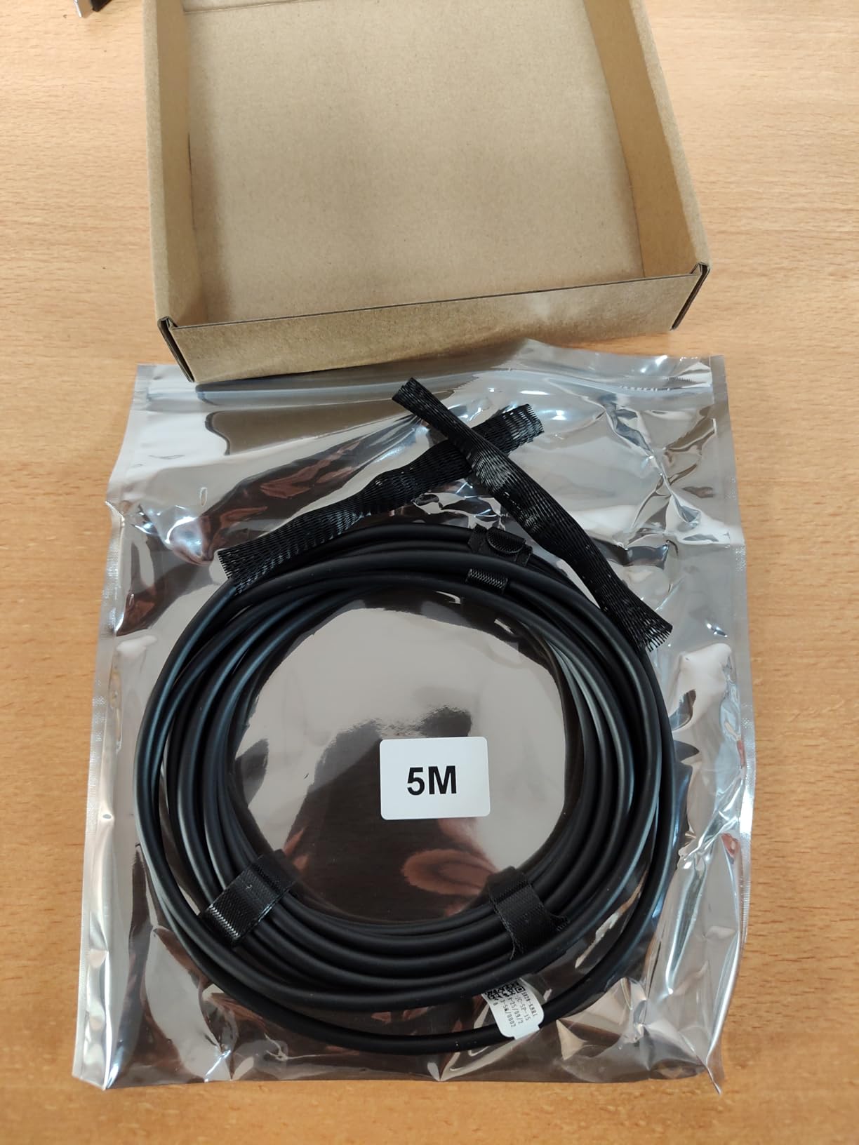 Long Tether Cable 25FT, USB C Fiber Optic Cable Right Angle, PD 60W & 10Gbps Zero Data Loss Between Camera and Computer for Canon/Sony/Nikon,Ultra Slim & Soft for Logitech Webcam,VR/AR customer photo 1