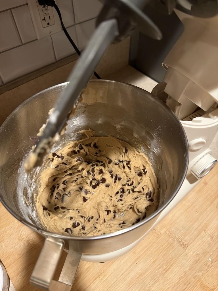 Martha Stewart 5.3QT Tilt Head Stand Mixer, 12 Speeds, Stainless Steel Bowl | Dough Hook, Stainless Whisk, Beater, Removable Splash Shield, Bread, Cake & Whipping, Electric Kitchen Mixer, Caviar Gray customer photo 2
