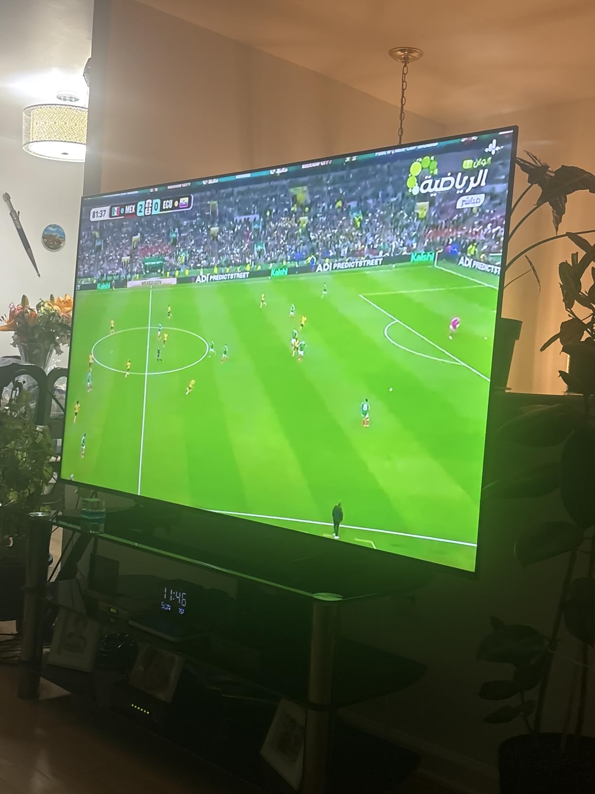 Samsung 75-Inch Class M70H Series, Mini LED, 4K, Smart TV, 2026 Model customer photo 1