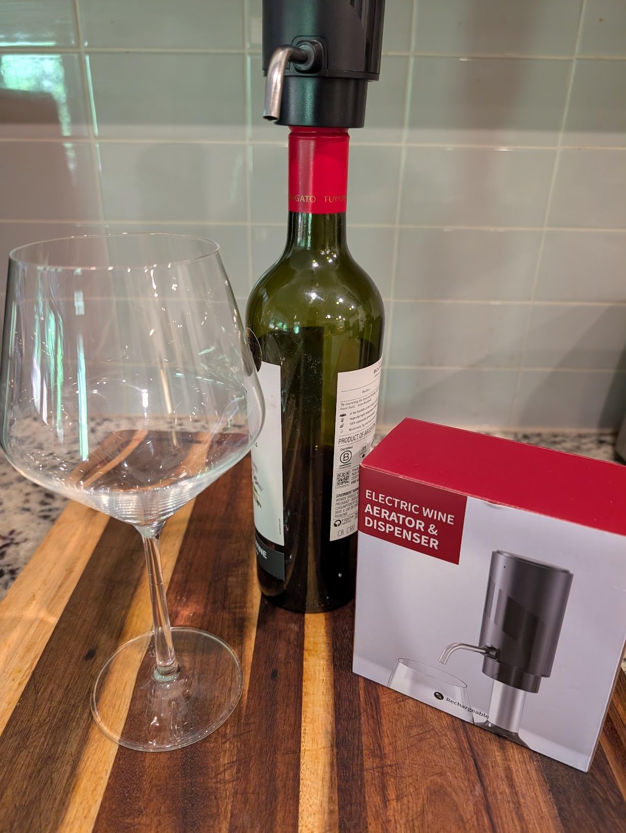 Electric Wine Aerator & Dispenser, USB-C Rechargeable Pourer | Automatic One-Touch Serving customer photo 1