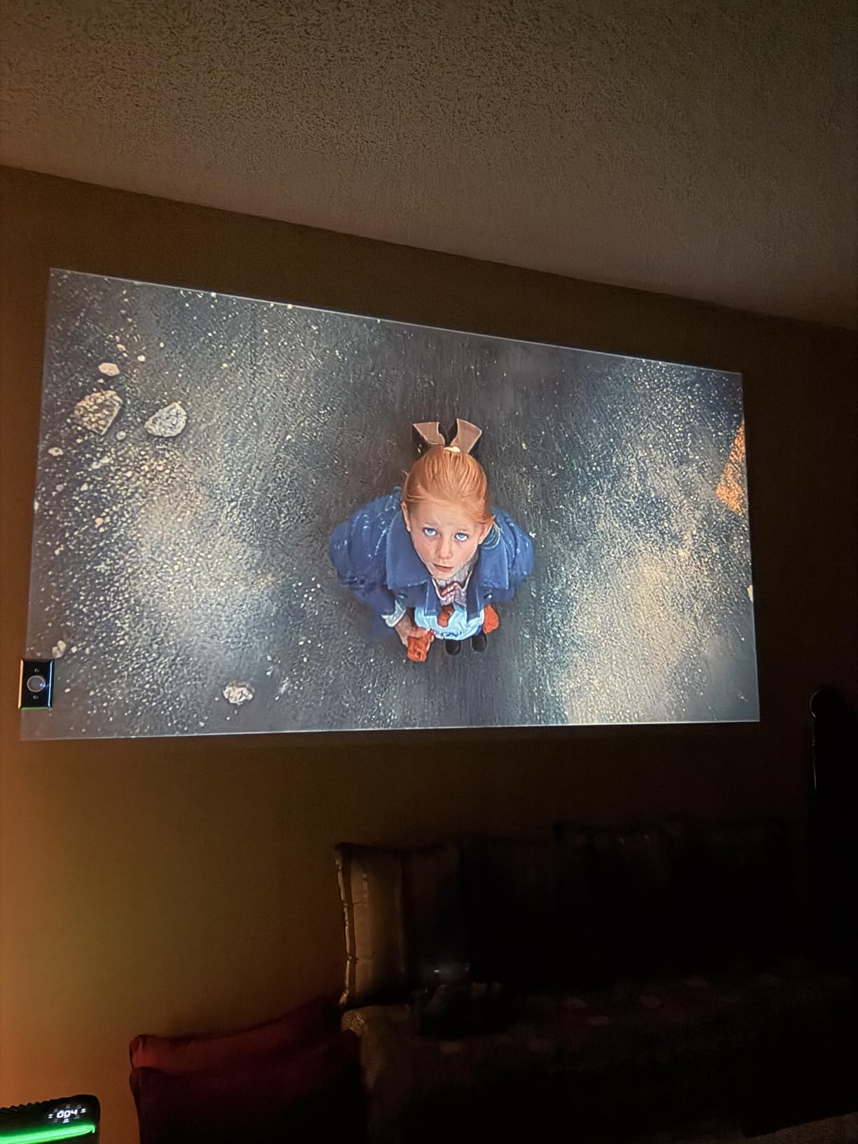 [Built-in Apps] Mini Projector 4K Supported, Android TV OS & Phone Remote customer photo 2