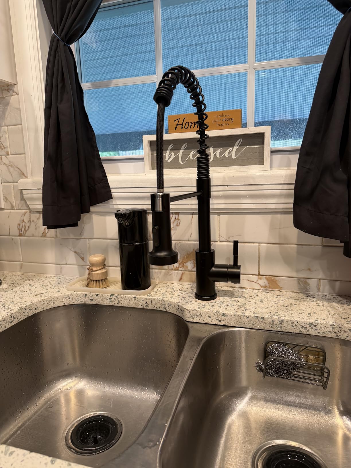 GIMILI Touchless Kitchen Faucet with Spring Pull Down Sprayer | Brushed Nickel Finish, Motion Sensor Activated, Hands Free Smart Control, Single Hole Installation, Kitchen Sink Use customer photo 1