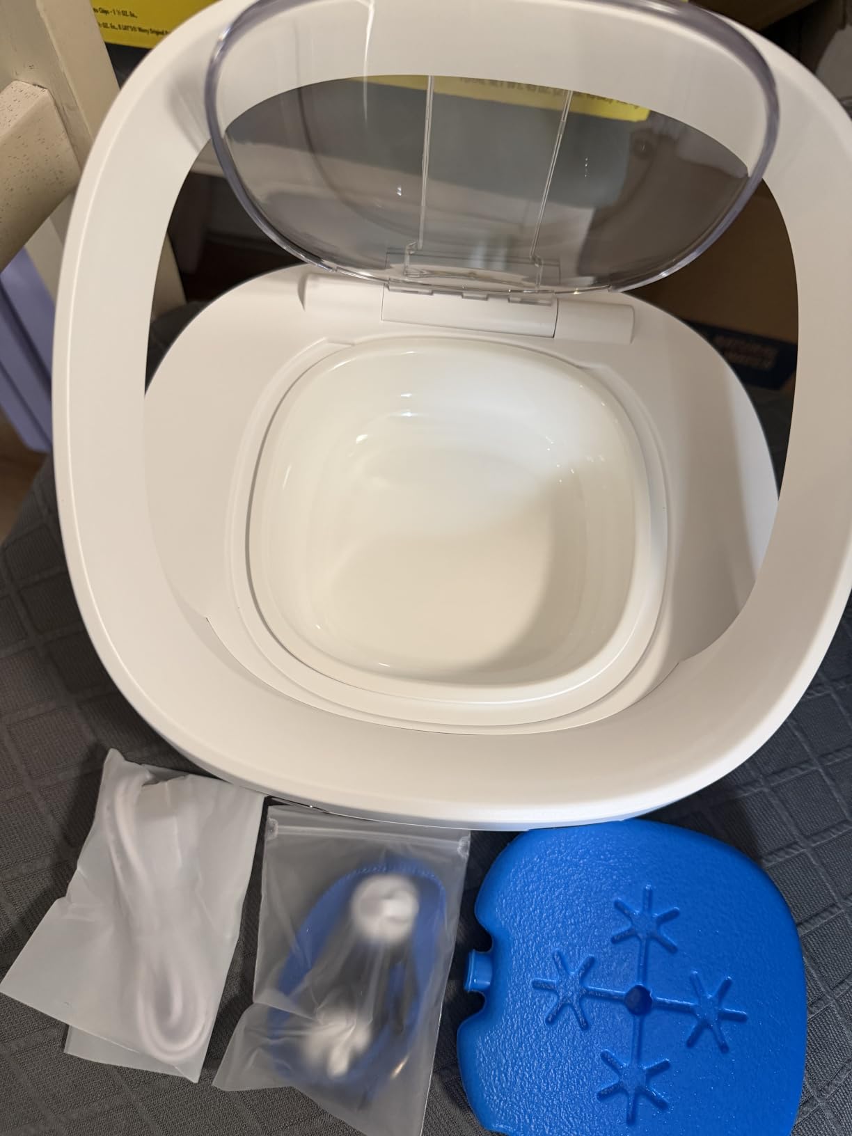 RFID Collar Cat Feeder for Multi-Cat Homes, Helps Reduce Stealing customer photo 1