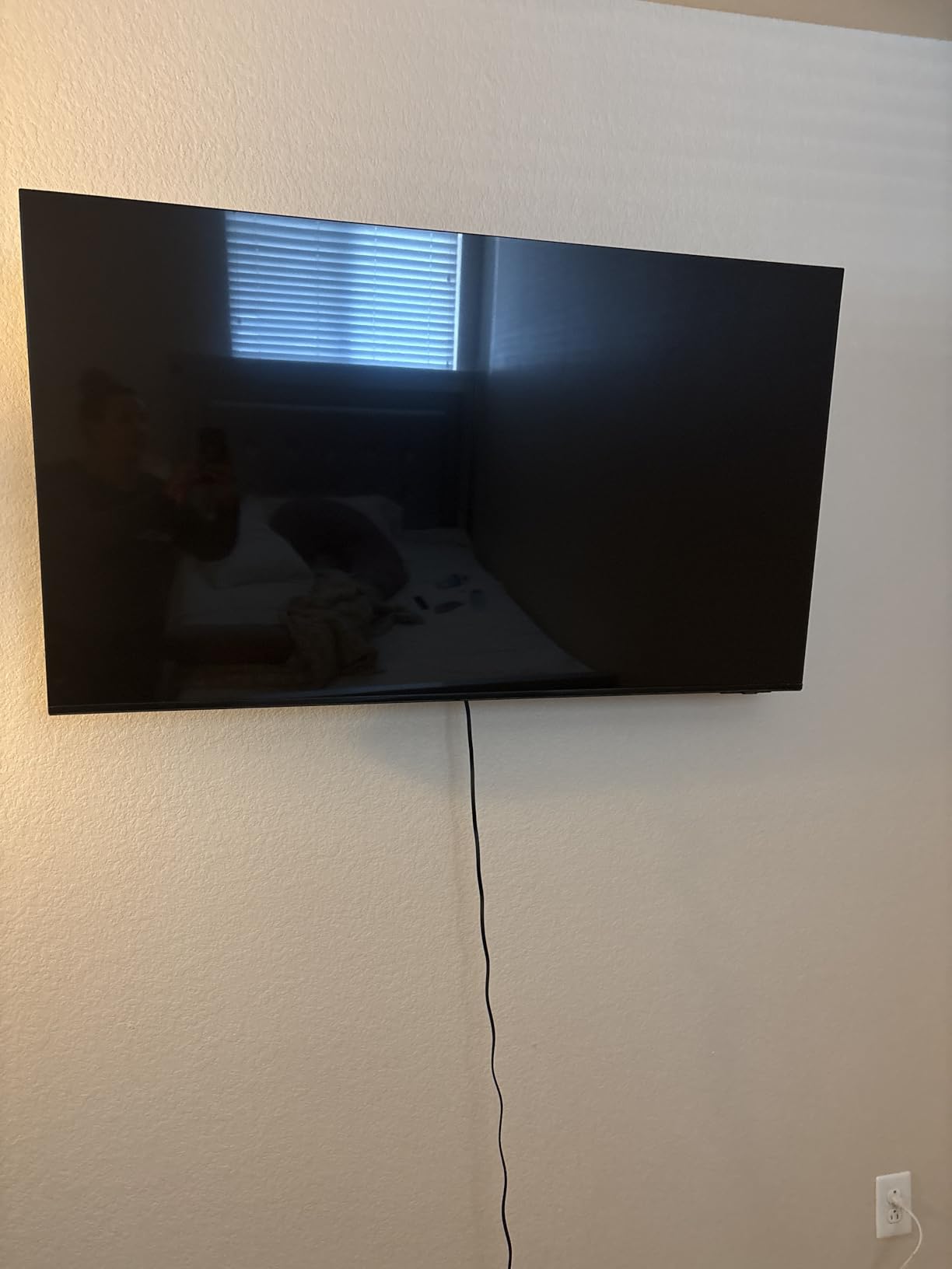 Samsung 85-Inch Class U8000H Series Crystal UHD, 4K, Smart TV, 2026 Model customer photo 2