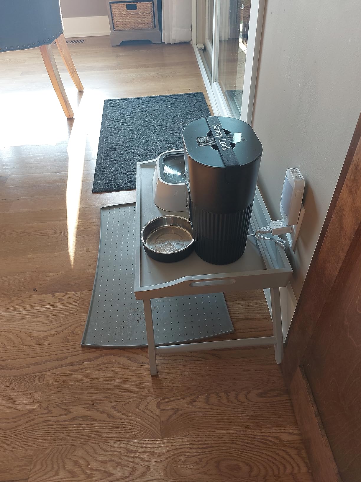 PAPIFEED Automatic Cat Feeder with Camera, WiFi Auto Cat Feeder with App, 3L Slow-Feed Cat Food Dispenser for Dry Food, Dual Power Supply Timed Pet Feeder, 10 Meals/Day, 6 Portions/Meal customer photo 1