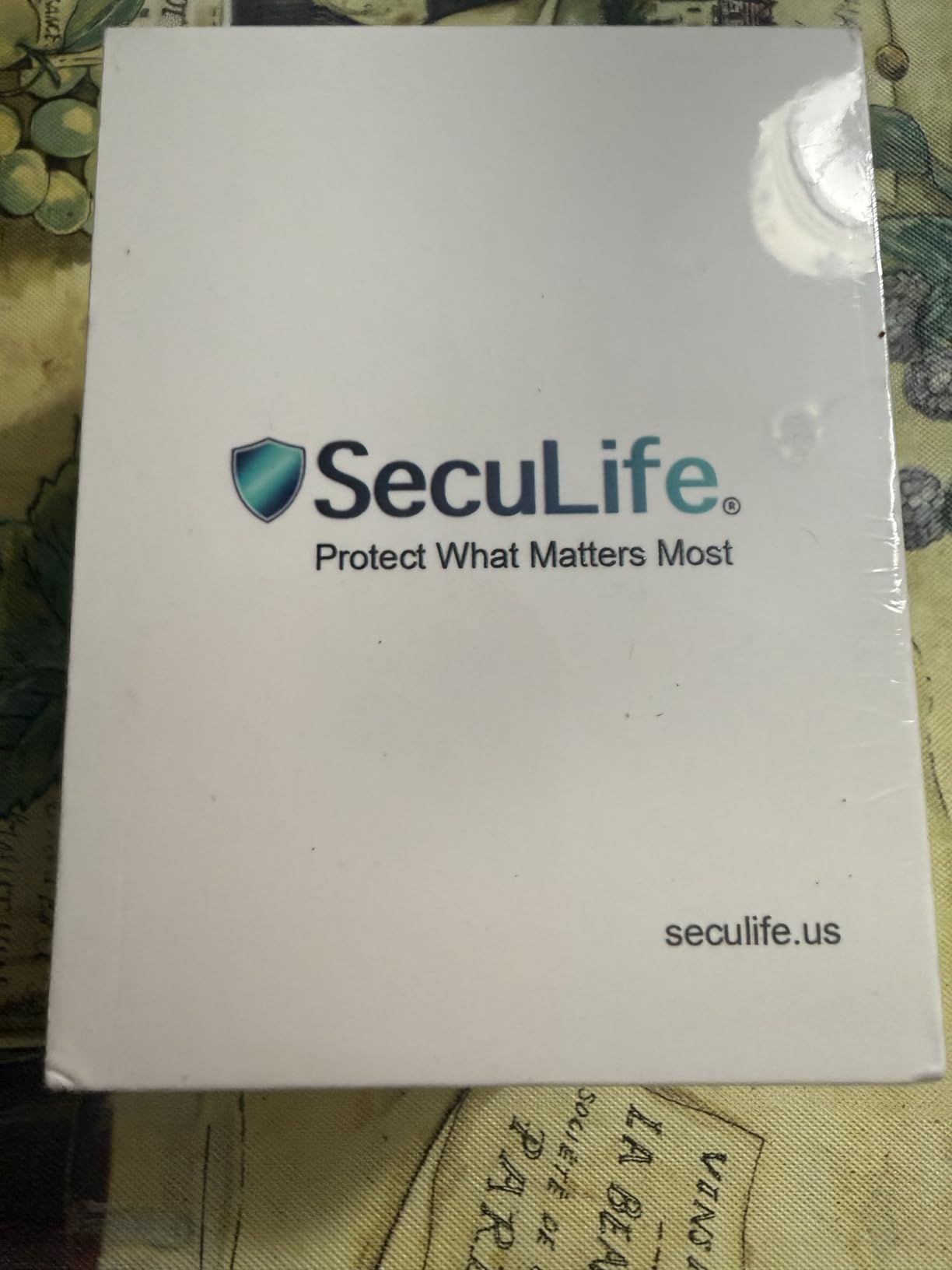 Seculife Medical Alert Smartband for Seniors — Alerts Go Direct to Family, No Call Center | Auto Fall Detection, GPS Tracking, Heart Rate Monitor, 2-Way Calling, SOS Button, Waterproof (White) customer photo 2