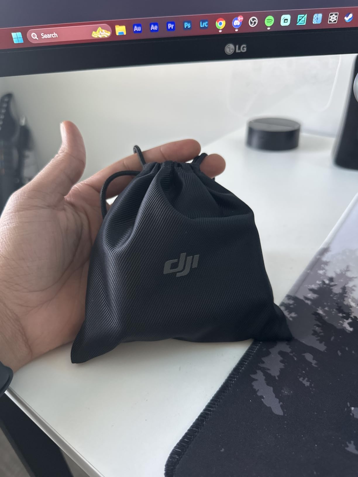 DJI Mic Mini Combo + Silicone Case + Colorful Wind Muff + Selfie Light customer photo 2