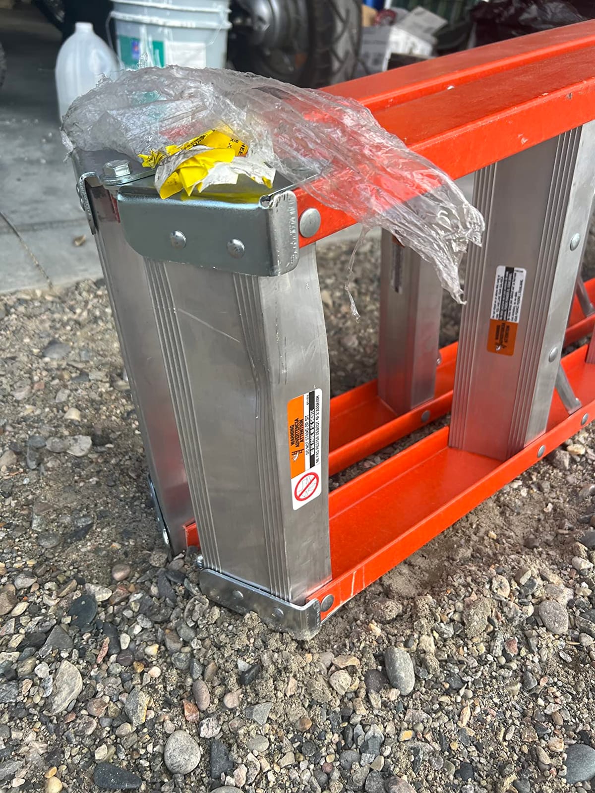Louisville Ladder 4 ft Fiberglass Twin Step, FM1404HD, Type IAA, 375 lbs customer photo 2