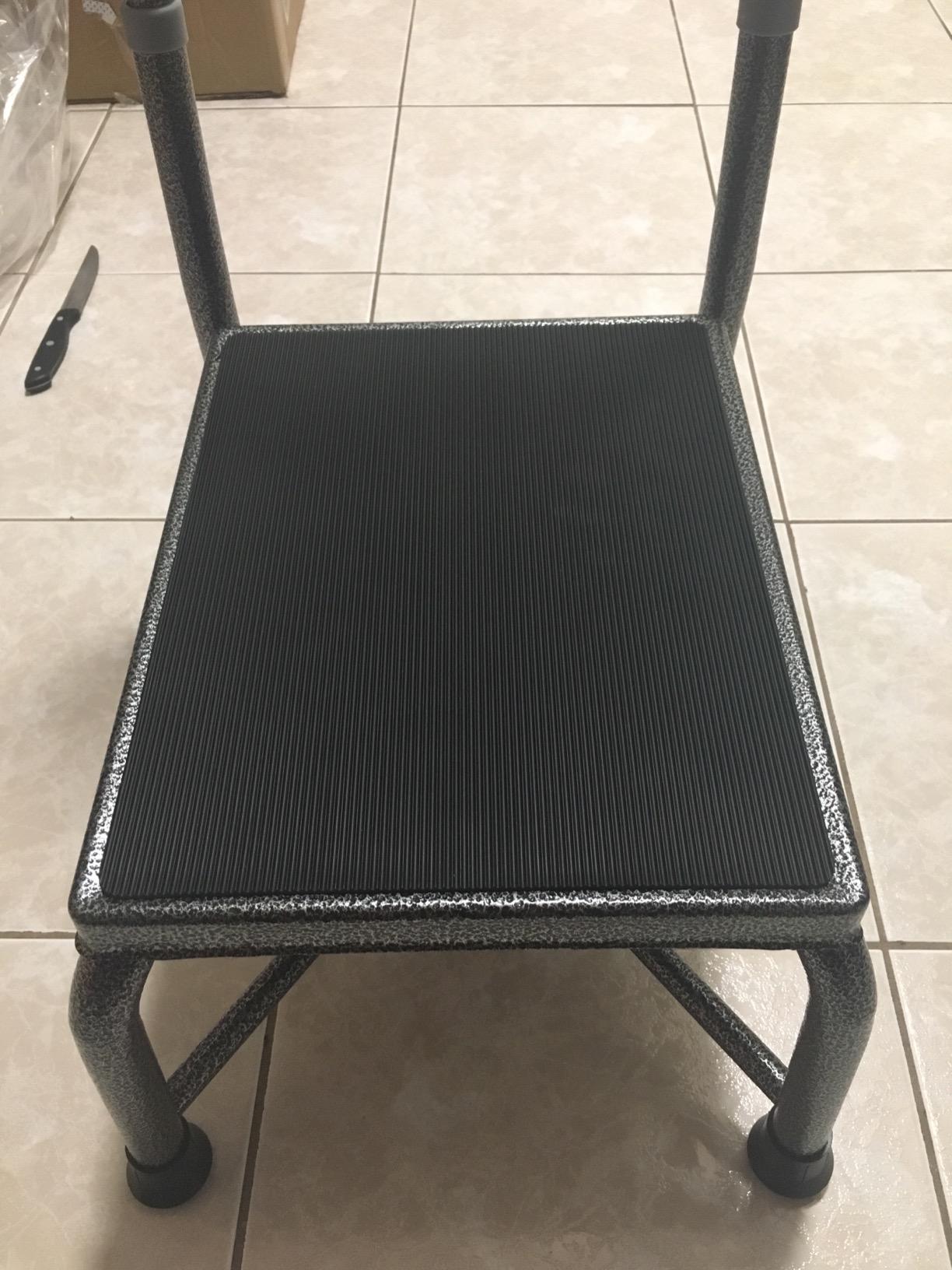 Drive Medical Bariatric Heavy-Duty Step Stool with Handrail, Silver Vein customer photo 1