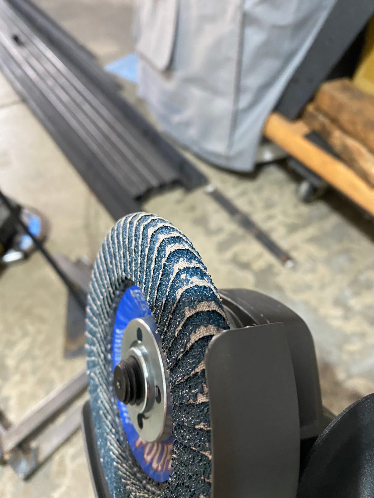 PFERD 67212 Polifan Zirkon Curve Radial Type Flap Disc, Zirconia Alumina, 4-1/2