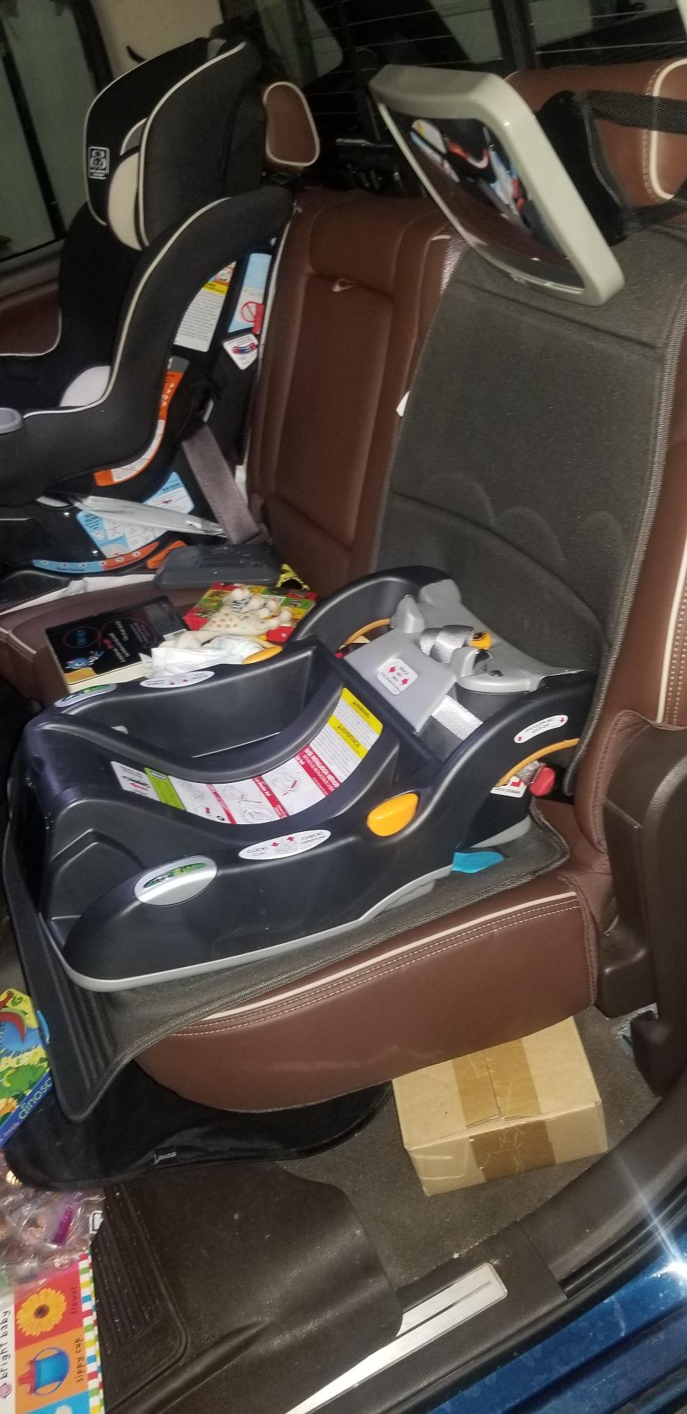 Munchkin Elite Seat Guardian Car Seat Protector, Dark Grey customer photo 1