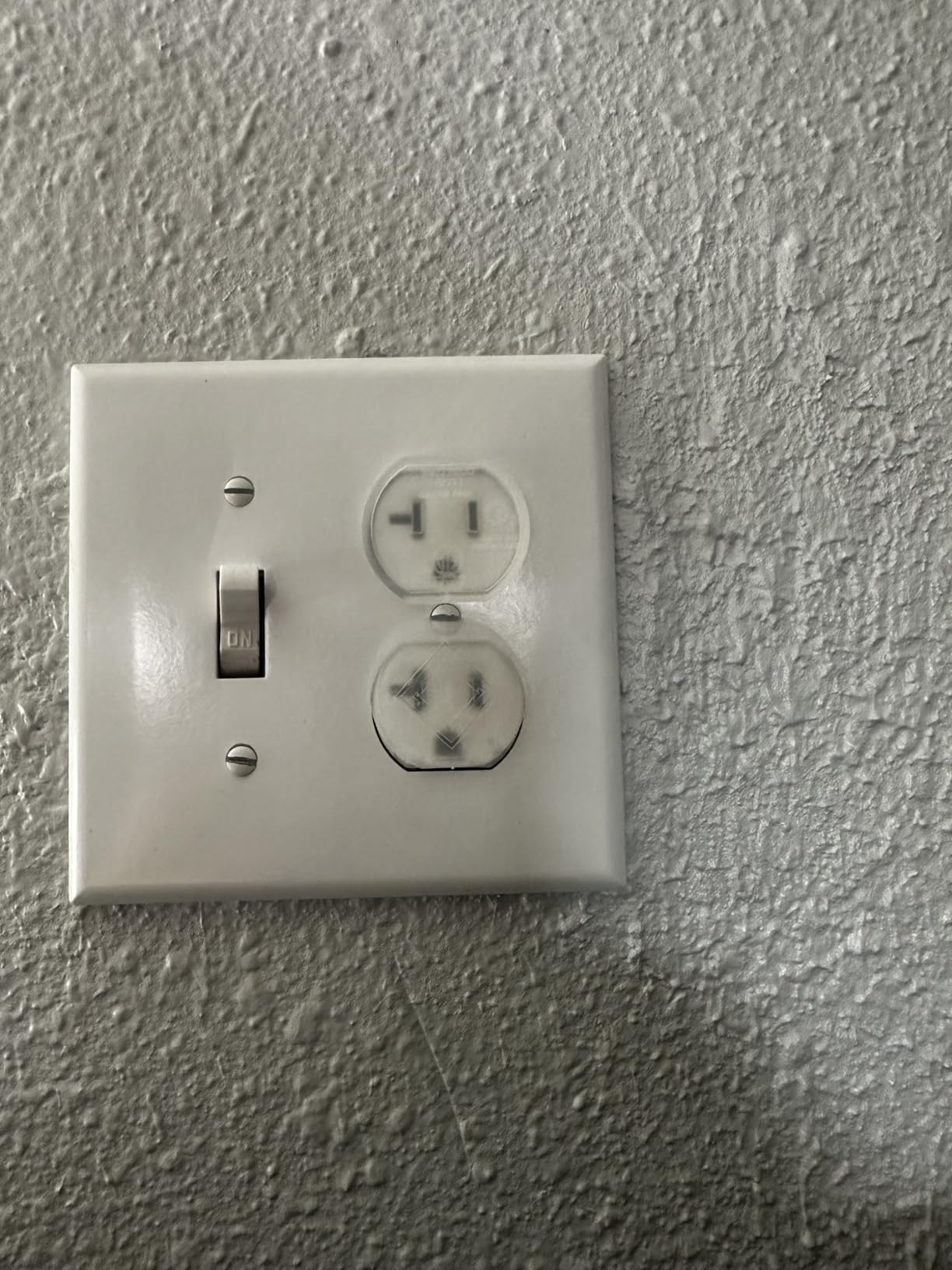 Power Gear Electrical Outlet Baby Proof Covers, 30 Pack, Clear customer photo 1