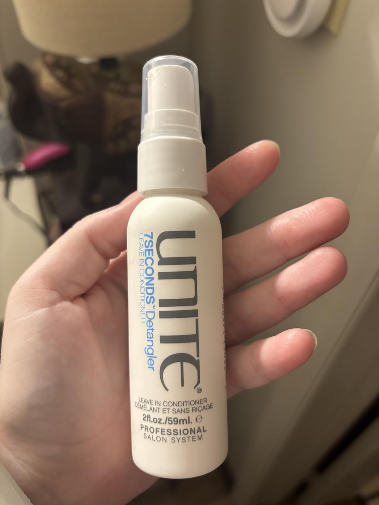 UNITE Hair 7SECONDS Detangler Leave-In Conditioner Spray for Frizz Control & Heat Protection customer photo 2