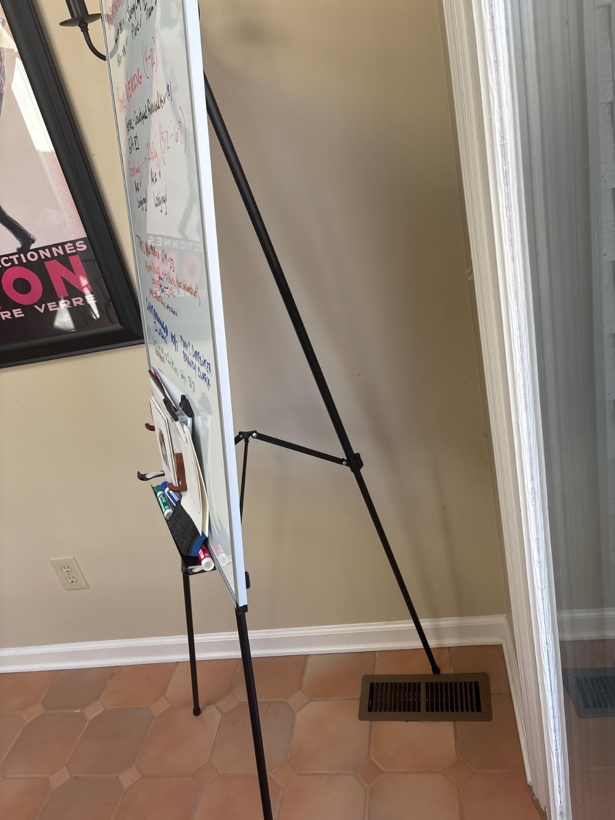 Lightweight Aluminum Telescoping Display Easel, 70 Inches, Black (4) customer photo 1