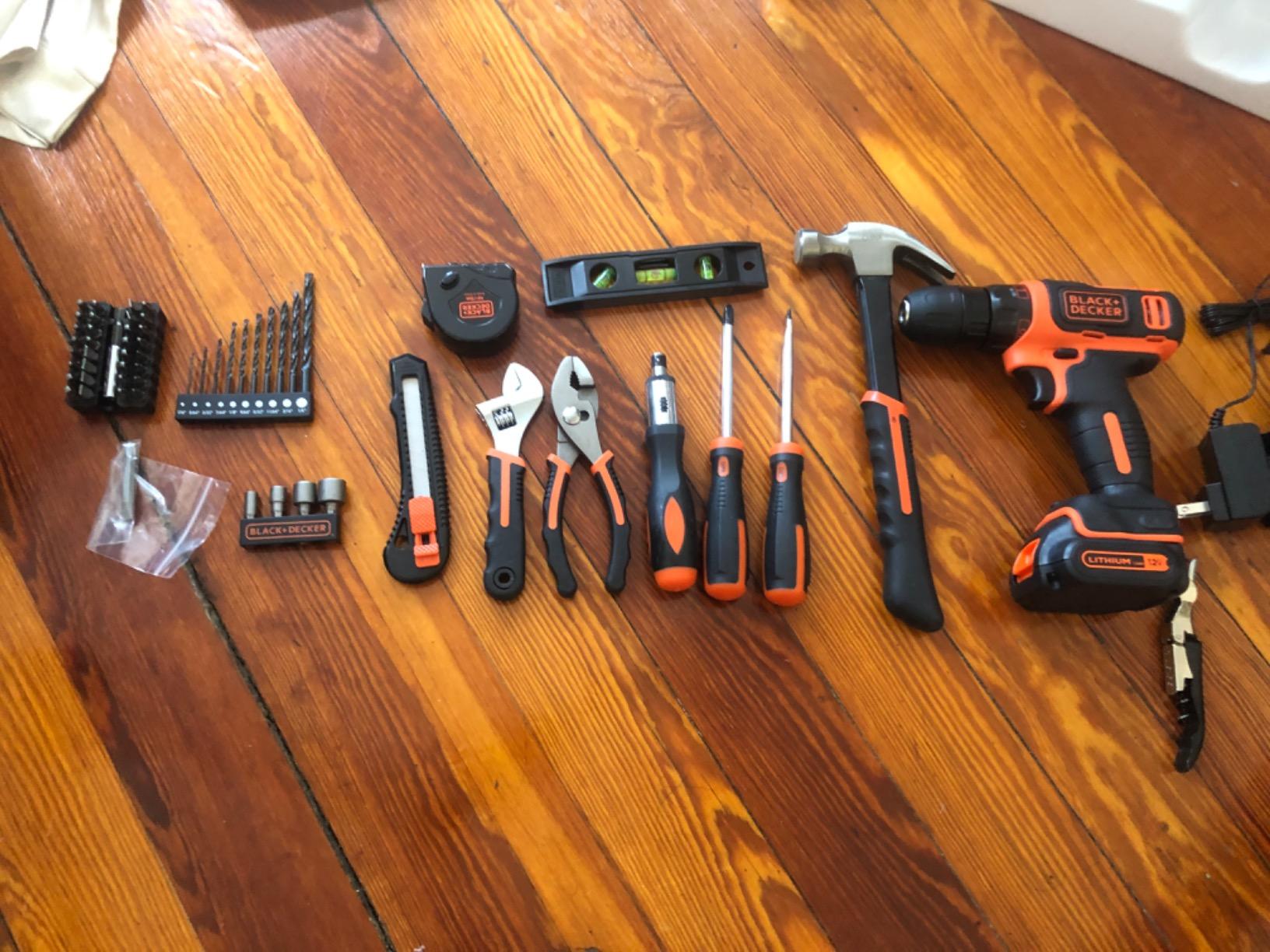 BLACK+DECKER 12V Drill Kit customer photo 1