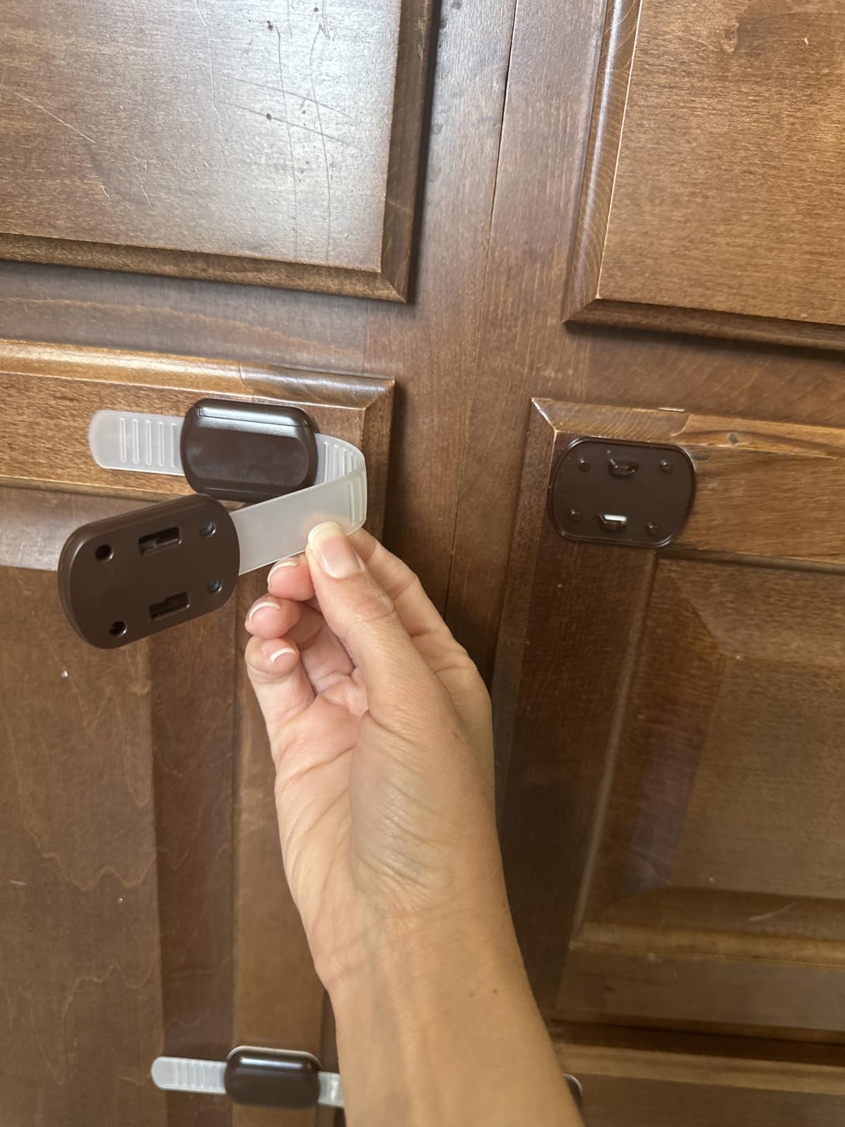 SKYLA HOMES Cabinet Strap Locks for Baby Proofing, 8 Pack, White customer photo 1