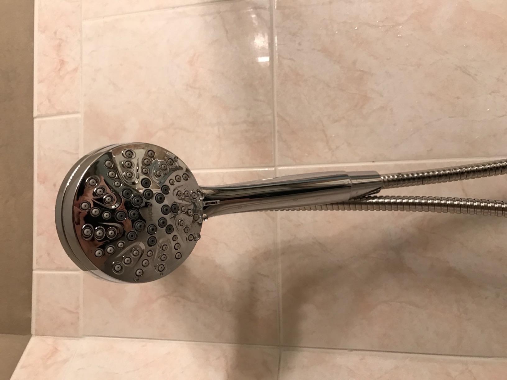 Moen 26100EP Engage Magnetix Handheld Showerhead, Chrome customer photo 1