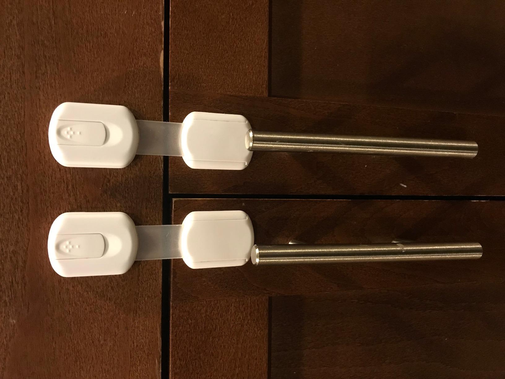 Child Safety Strap Locks (10 Pack) Baby Locks for Cabinets and Drawers, Toilet, Fridge & More. 3M Adhesive Pads. Easy Installation, No Drilling Required, White customer photo 1