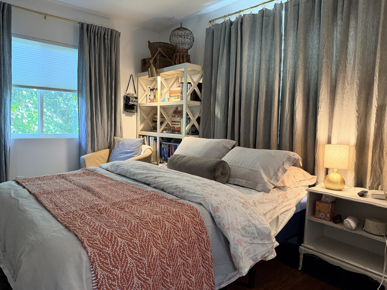 Simple&Opulence 100% Linen Duvet Cover Set with Embroidery Border Washed - 3 Pieces (1 Duvet Cover with 2 Pillow Shams) with Button Closure Soft Breathable Farmhouse - White, Queen Size customer photo 2