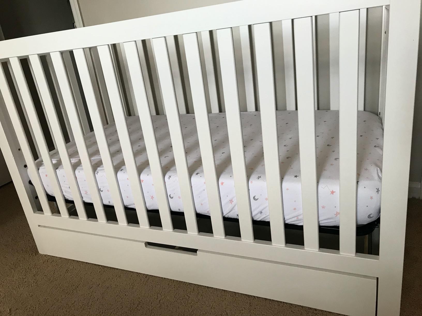 Carter's by DaVinci Colby 4-in-1 Convertible Crib w/ Drawer, White customer photo 1