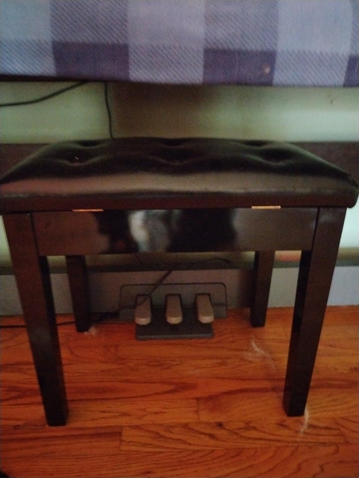 Bonnlo Piano Bench Adjustable with Storage Faux Leather Wooden Seat customer photo 2