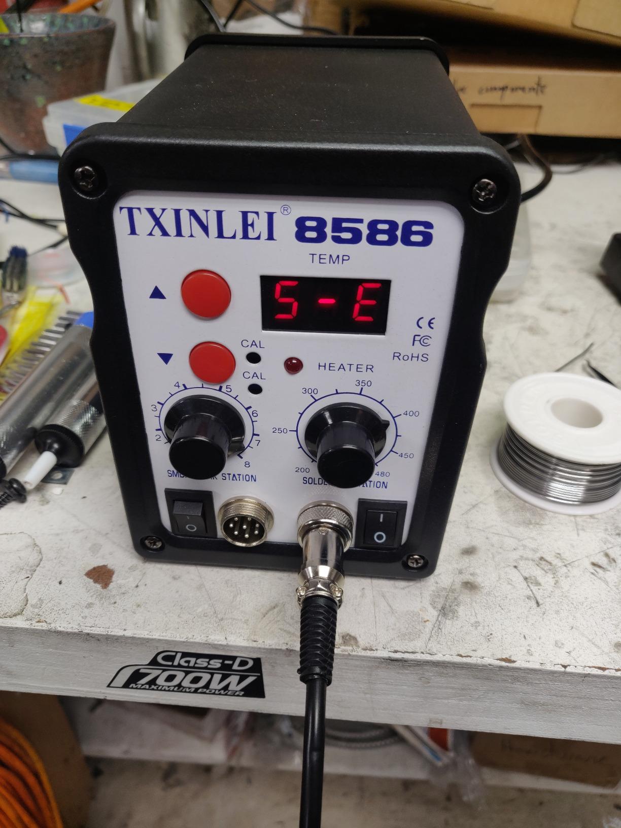 8586 110V Solder Station, 2 in 1 Digital Display SMD Hot Air Rework Station and Soldering Iron, 12pcs Different Soldering Tips, Tweezers,Desoldering Pump,700W 480℃ customer photo 1