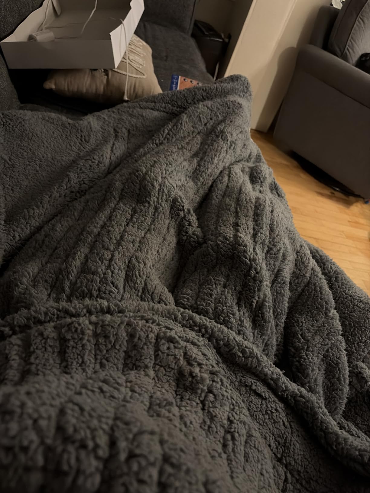 Sunbeam Electric Throw Royal Sherpa with Foot Pocket Heated Blanket, 4 Heat Settings, 4-Hour Auto Shut-Off, Fast Heating, Warm and Cozy, Grey Color, 50