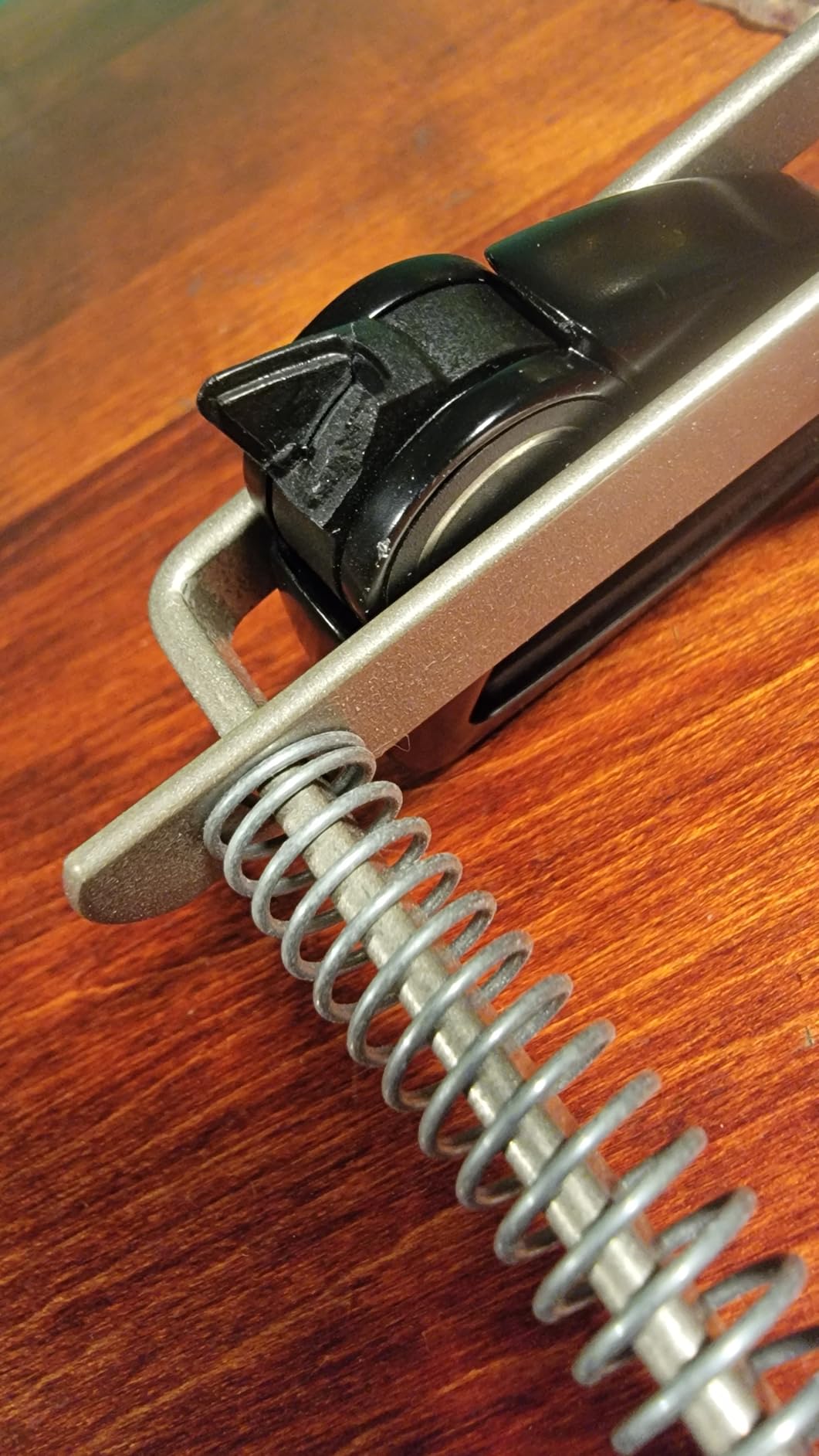 G7th Performance 3 6 String Silver Guitar Capo - Groundbreaking Tension Control & Adaptive Radius Technology - The Perfect Capo for Acoustic and Electric Guitar - UK Designed customer photo 1