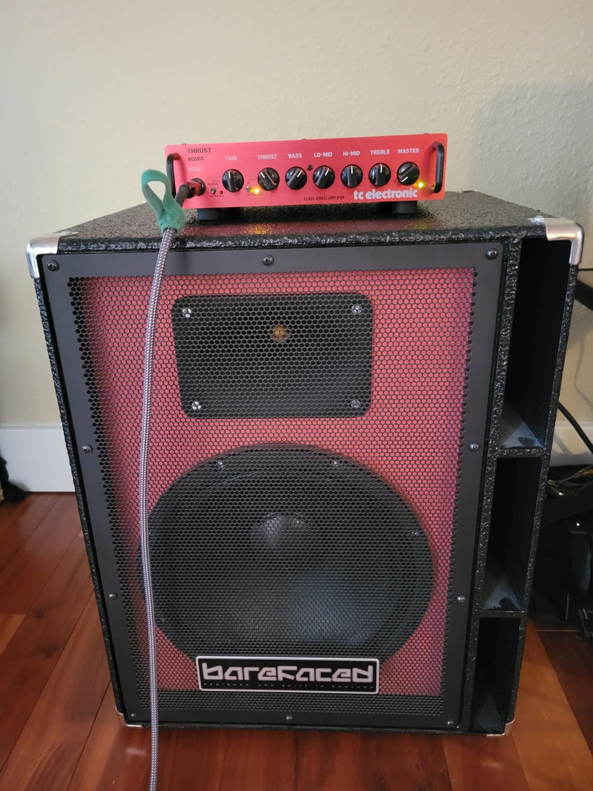 TC Electronic THRUST BQ500 500 Watt Portable Bass Head with Mosfet Preamp and Thrust Compressor customer photo 2