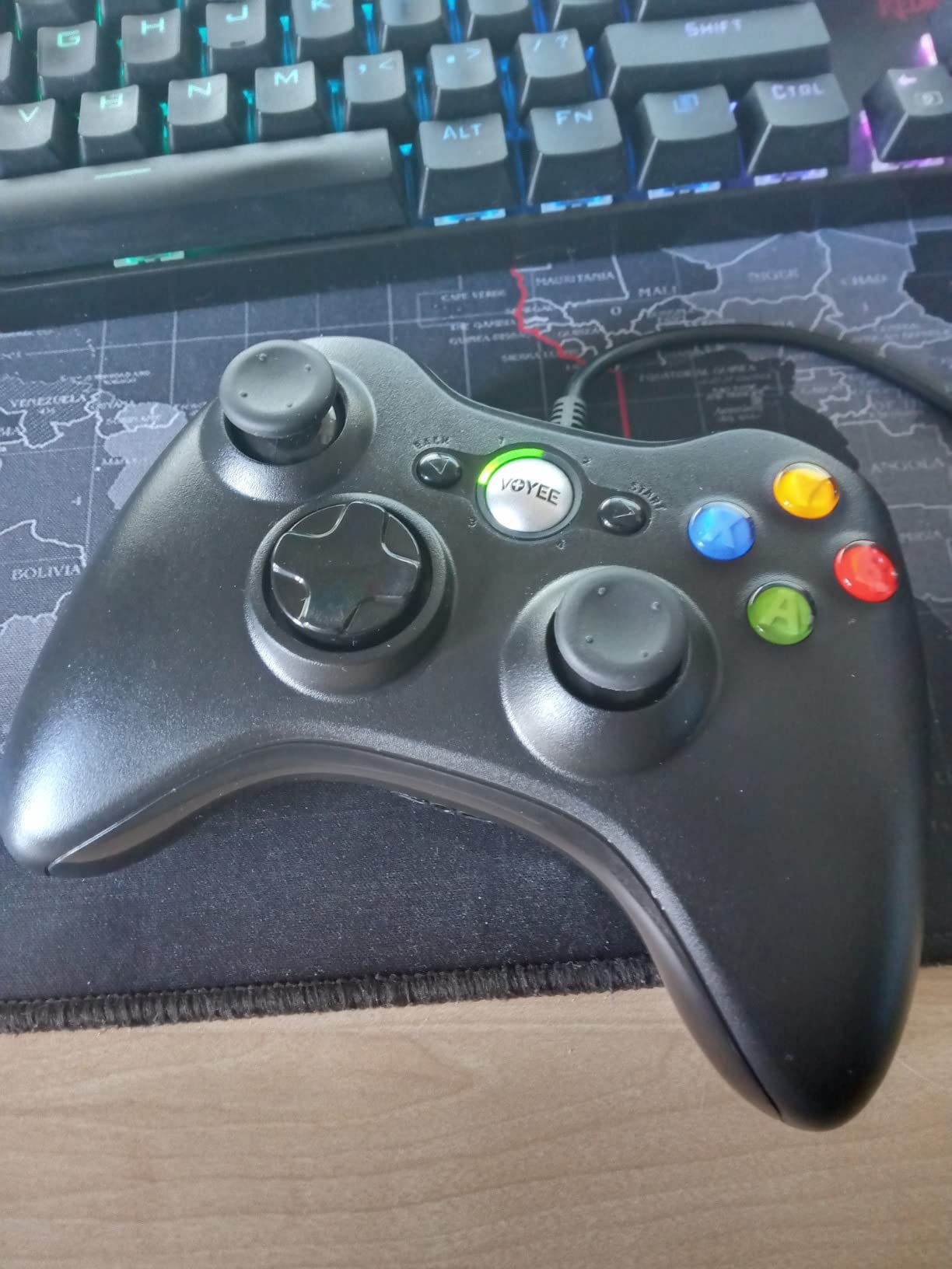 VOYEE PC Controller, Wired Compatible with Xbox 360 & Slim/Windows 10/8/7 customer photo 1