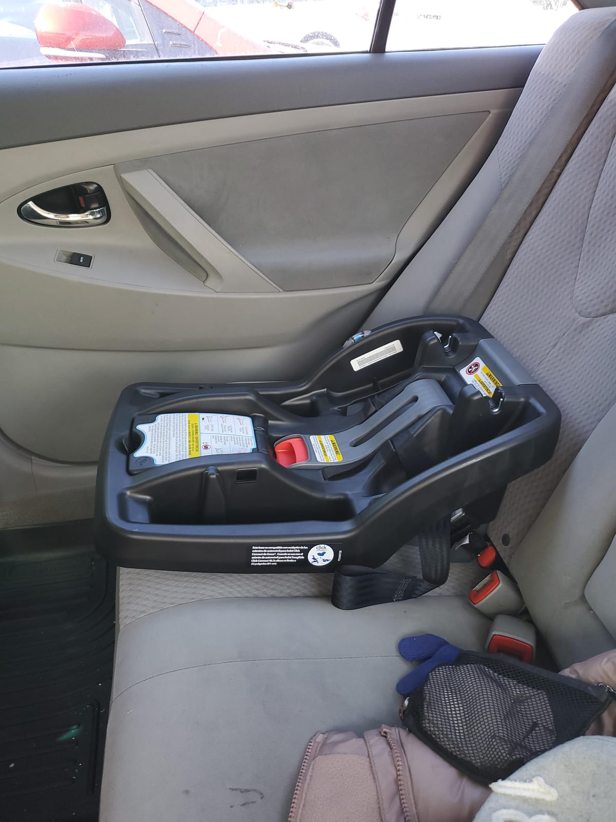 Graco SnugRide Lite Infant Car Seat Base, Black customer photo 1